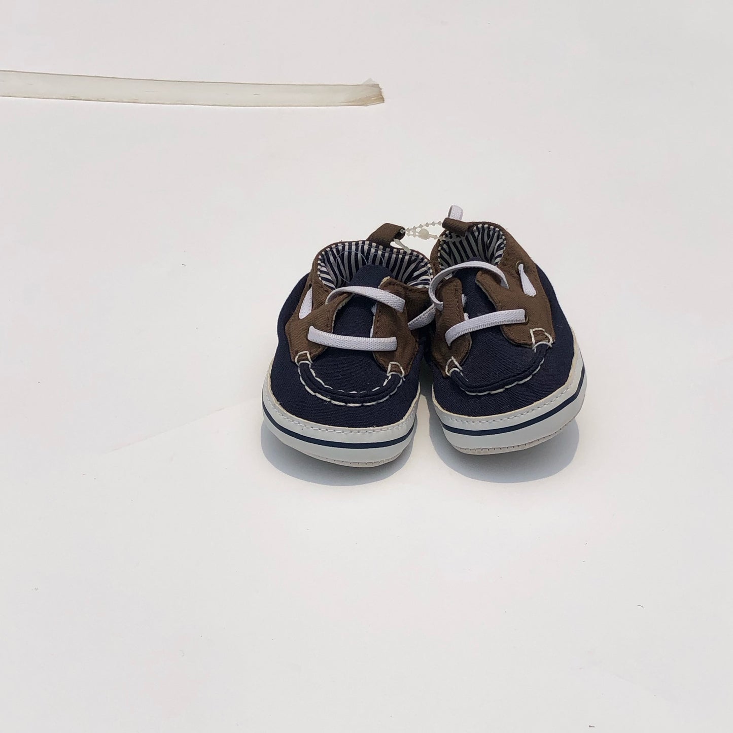 3-6 months old shoes by Carter's