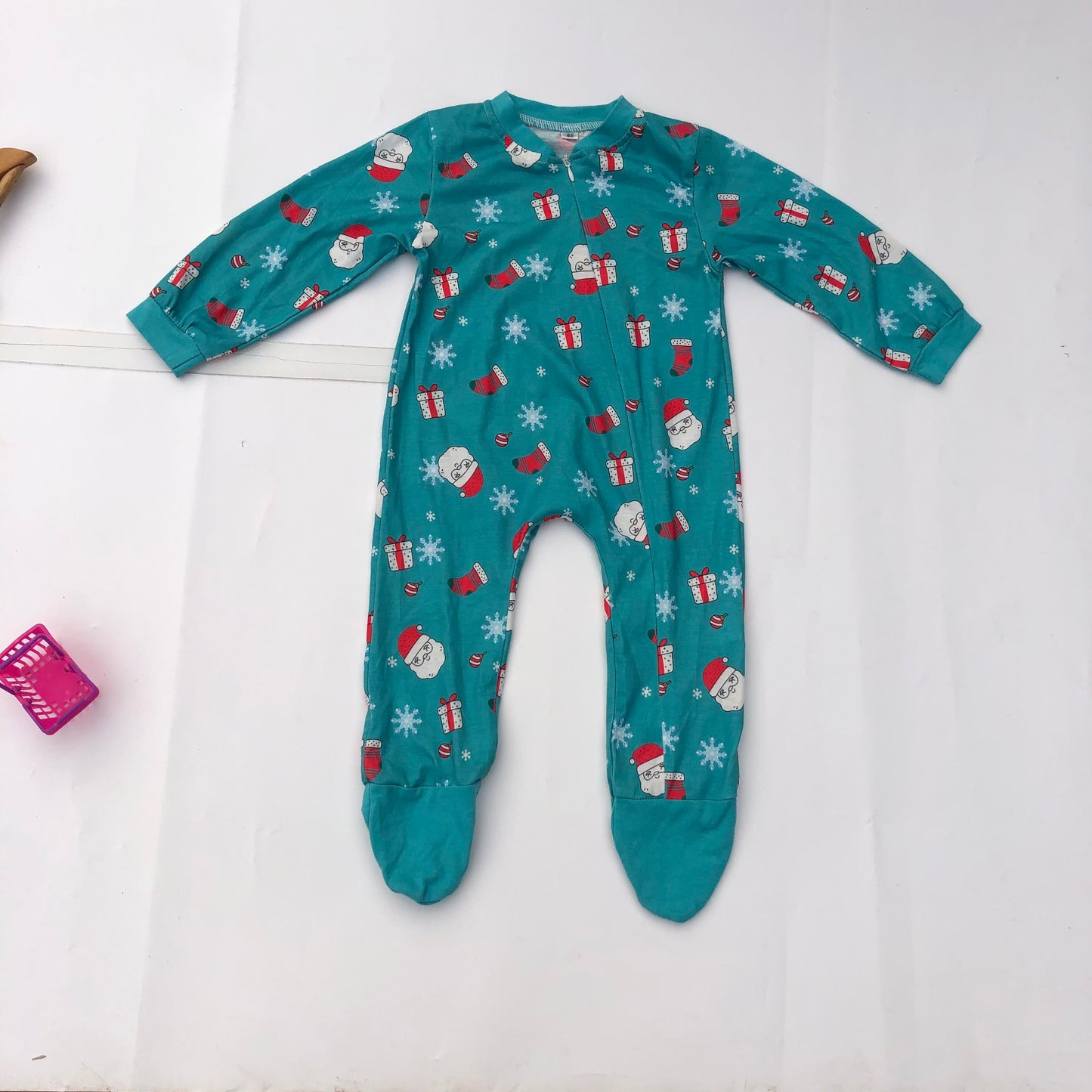 6-9 months Old Christmas Sleepsuit13
