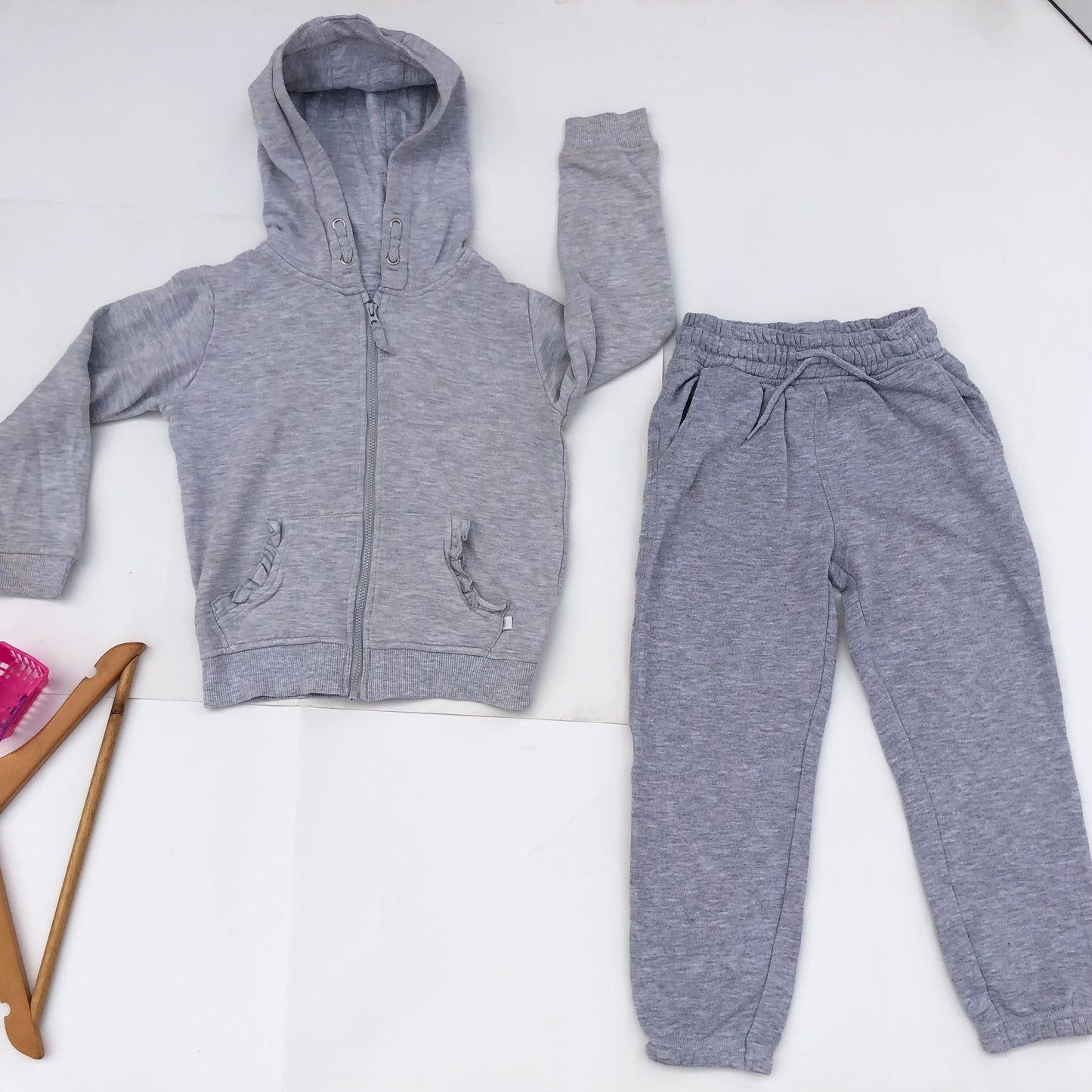 M&M Jogger Set109 For 5-6 years old by Primark