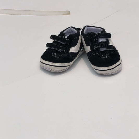 12-18 Months old Boots Size 3