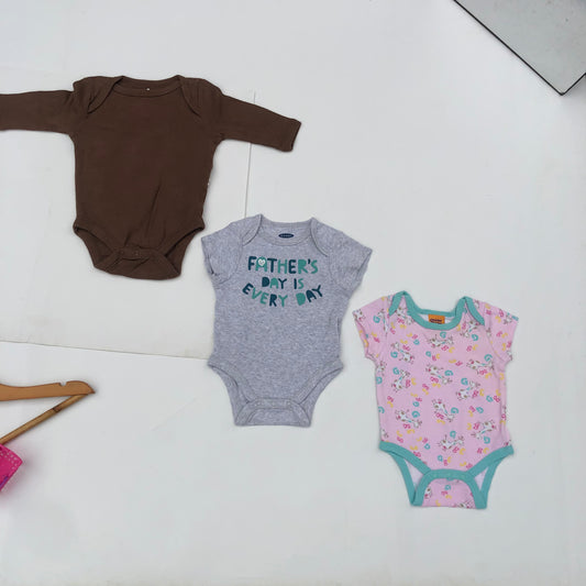 900 Naira Bodysuits Bundle108 For 0-3 months