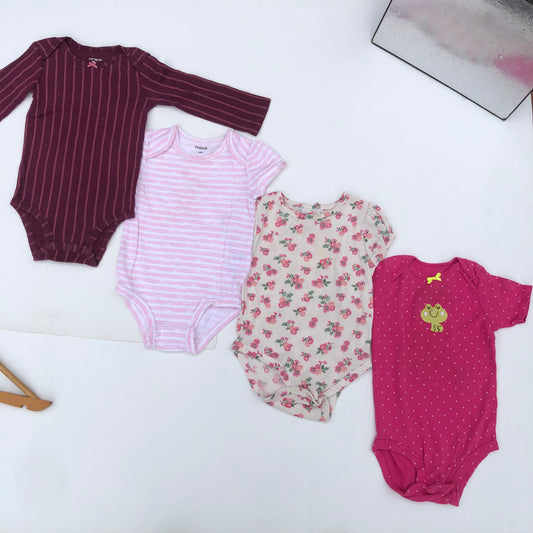 900 Naira Bodysuits Bundle141 For 18 months