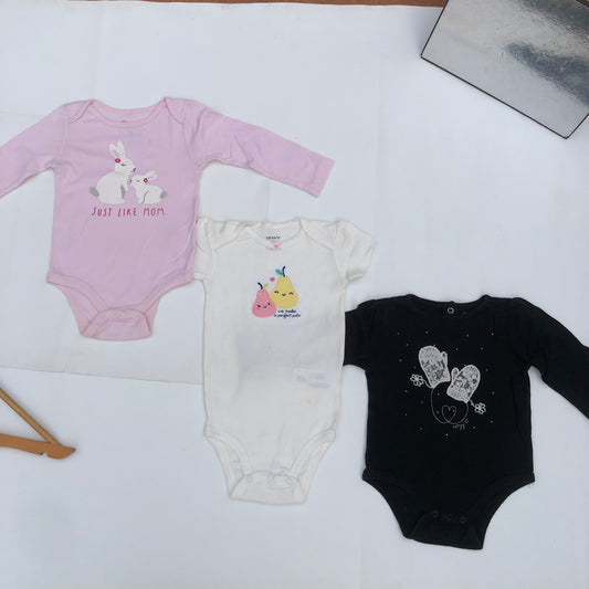 900 Naira Bodysuits Bundle142 For 18 months