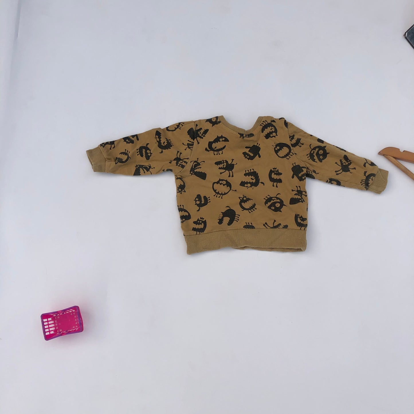 Sweat shirt for 6-9 months old
