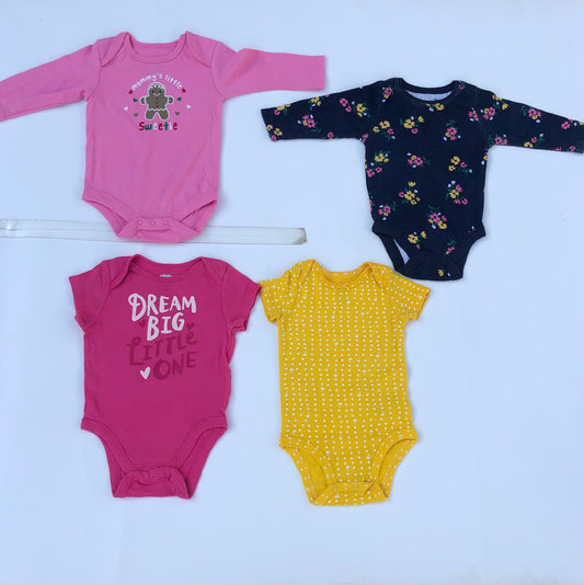 900 Naira Bodysuit Bundle30 For 3-6 months old