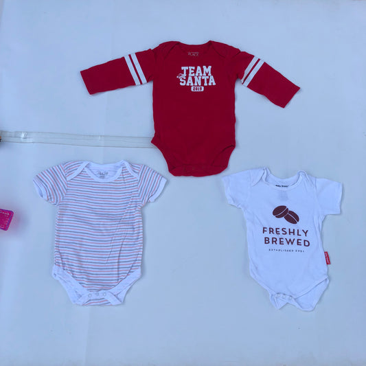 900 Naira Bodysuit Bundle23 For 6-9 Months