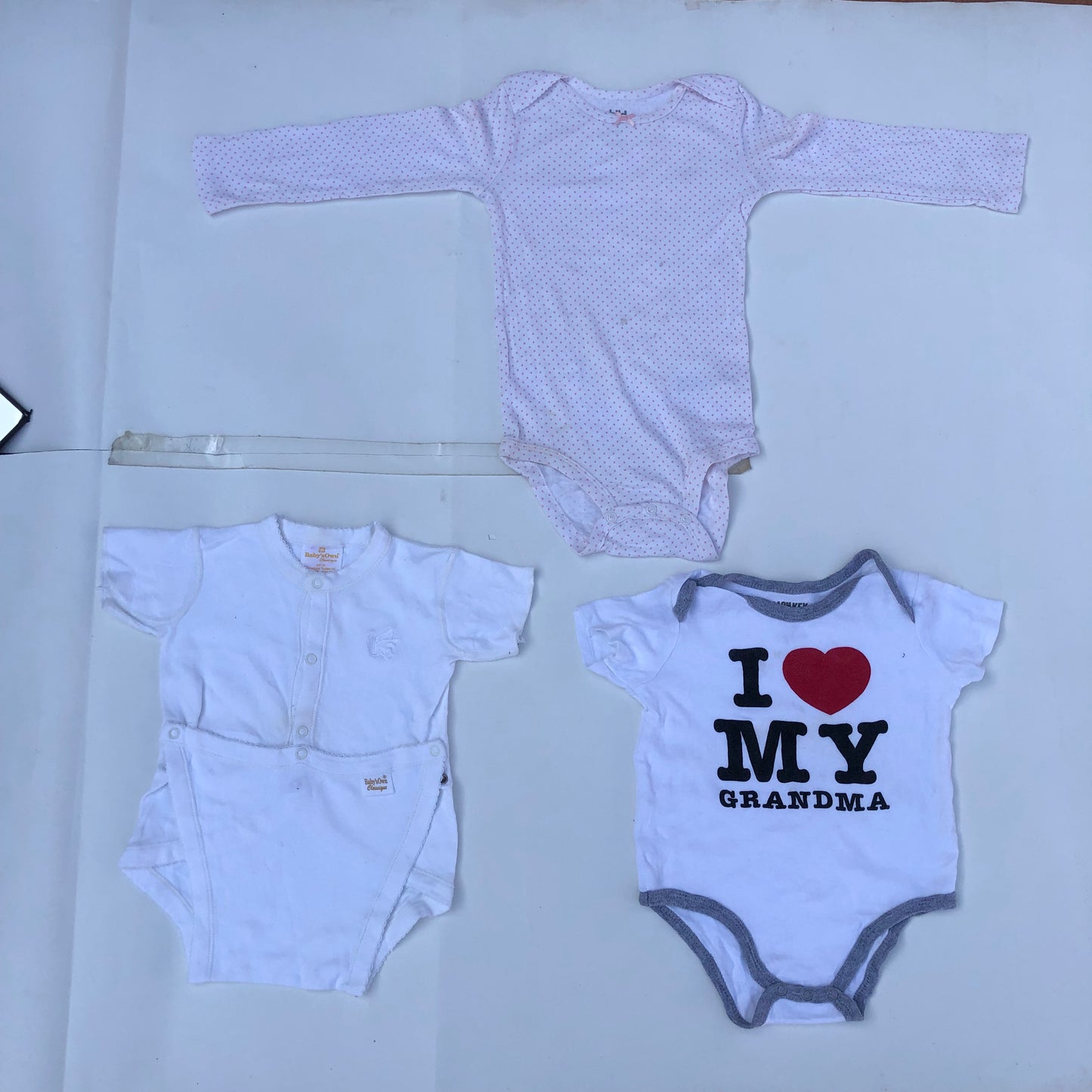 900 Naira Bodysuit Bundle1 For 18-24 months