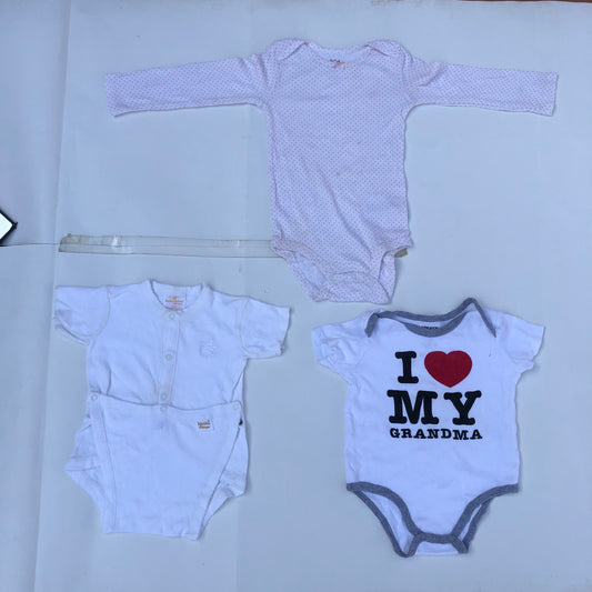 900 Naira Bodysuit Bundle1 For 18-24 months