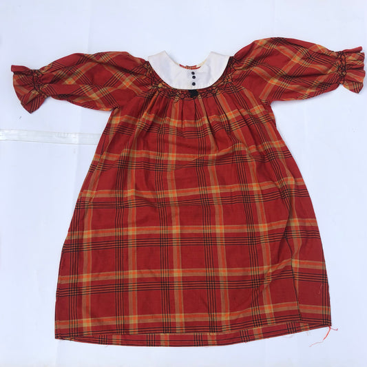 7 years old gown by Hand smoked