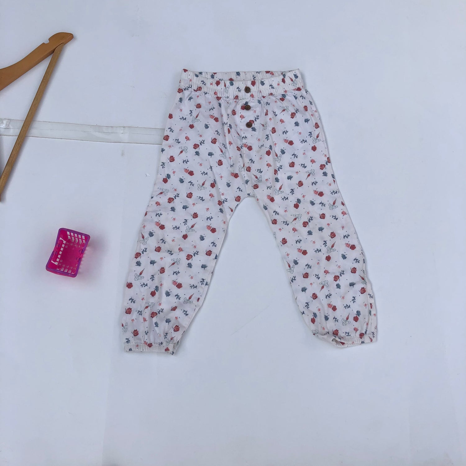 18-24 months old white floral trousers by M&S - stasthrift