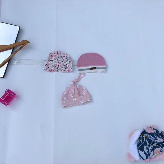 set of caps  for 3-6 months old