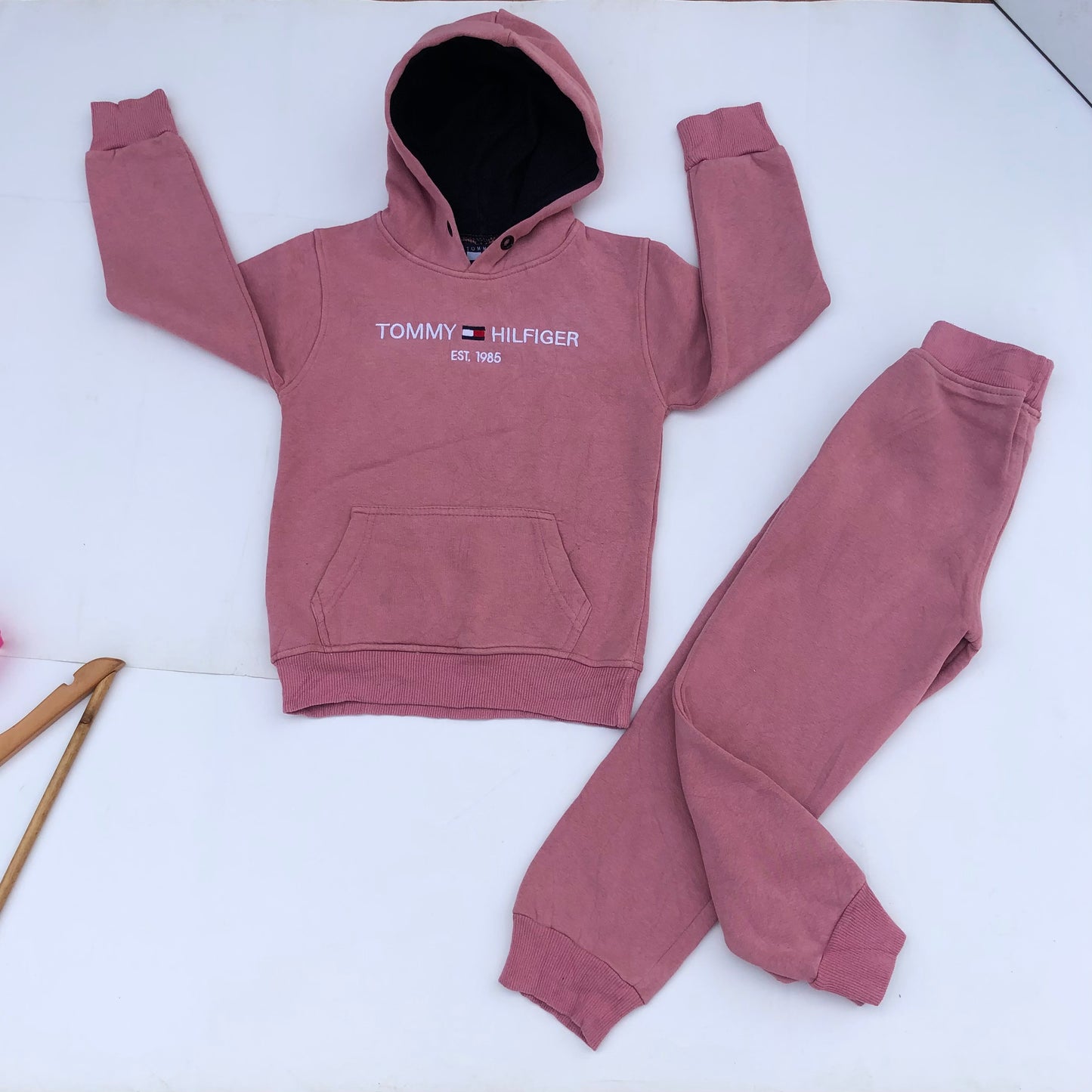 6 years old joggers set
