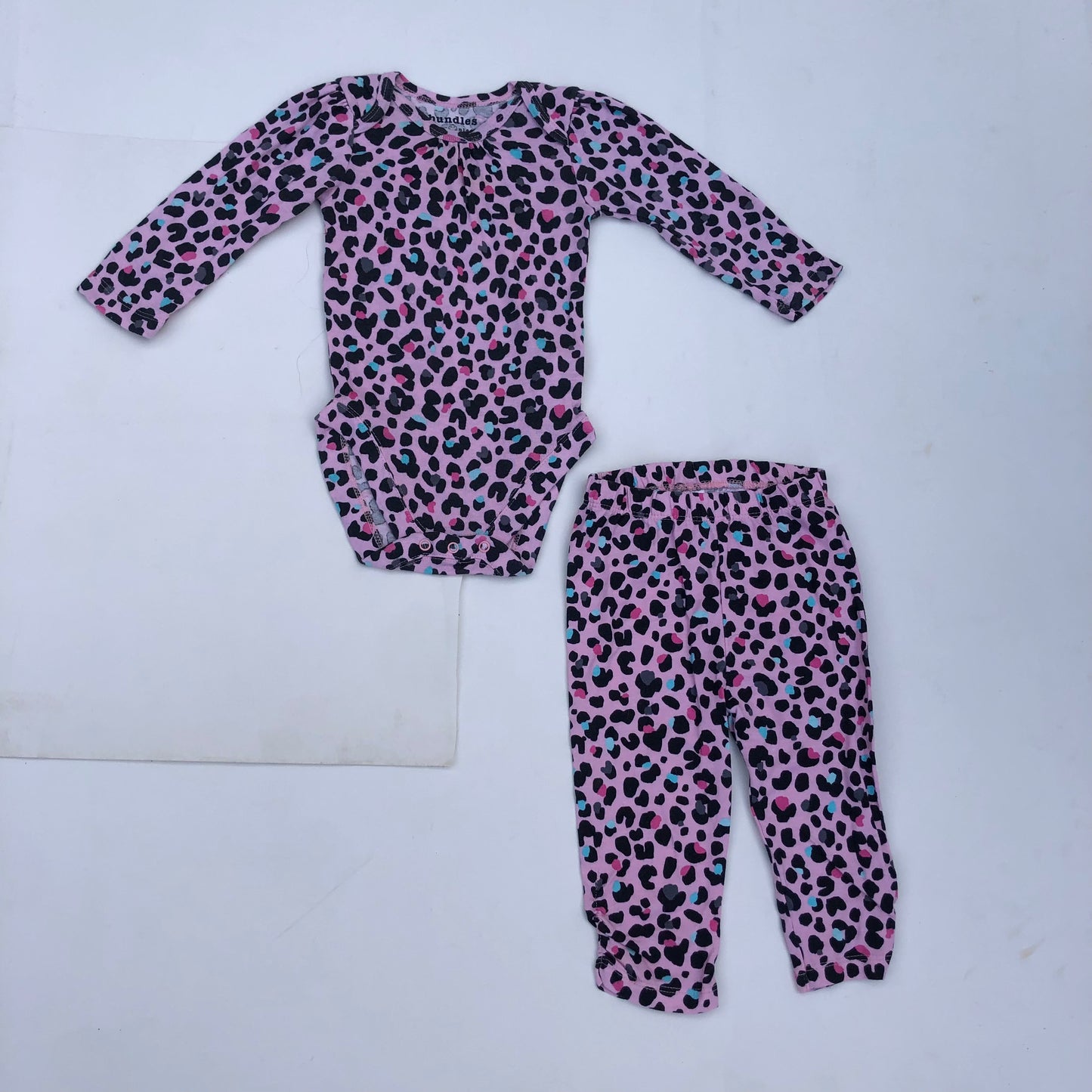 2 Piece set for 3-6 months by Bundle Baby place